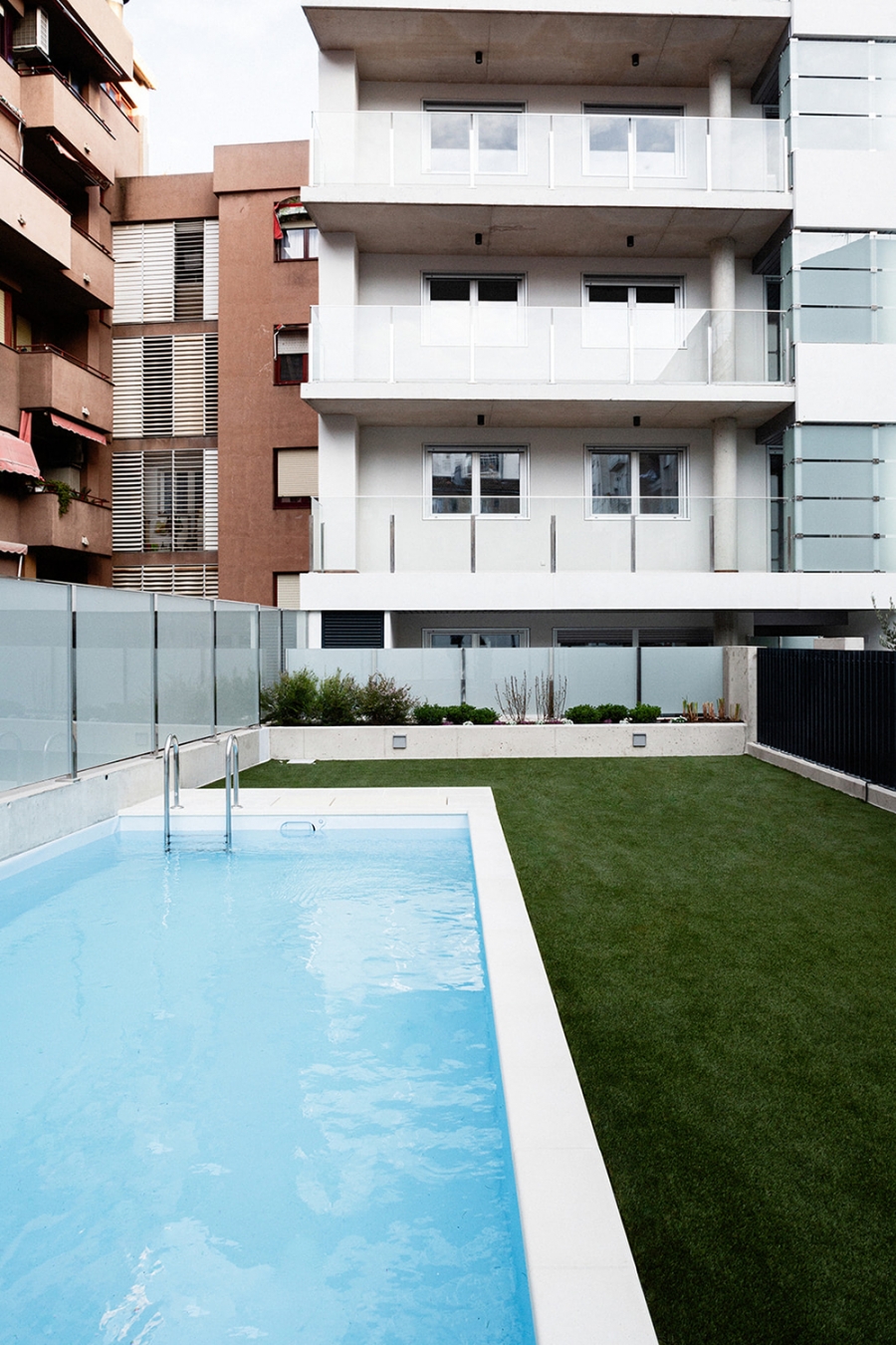 Edificio Candela - 24 viviendas - C/ de Lapuyade, 21